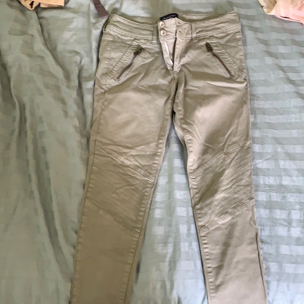 American eagle green khaki pants